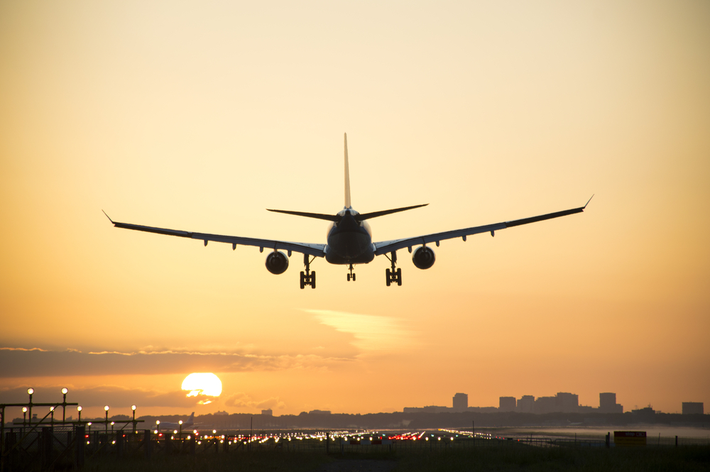 airplane landing